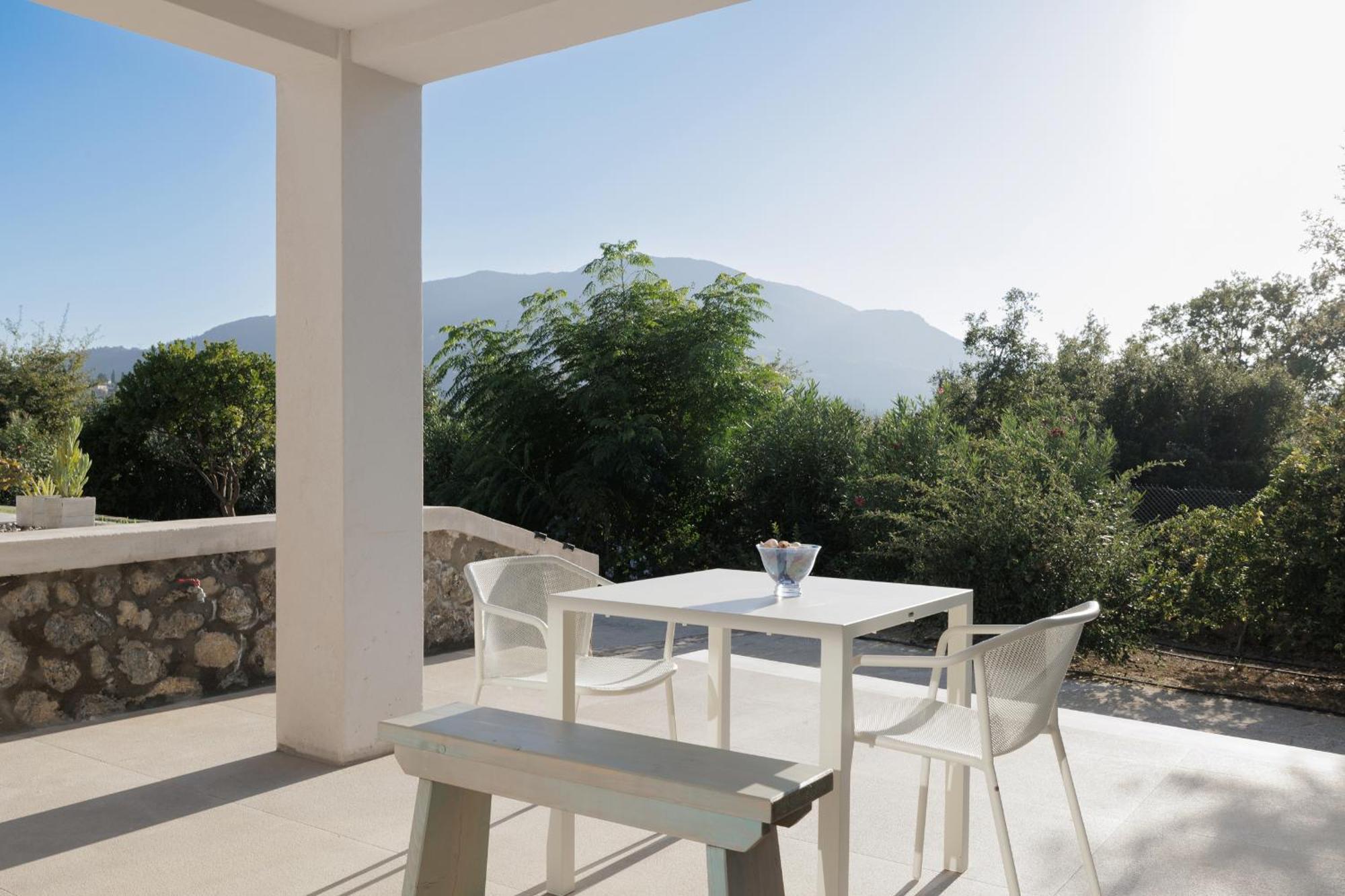 Villa Myrtia - Luxury Hidden Gem *